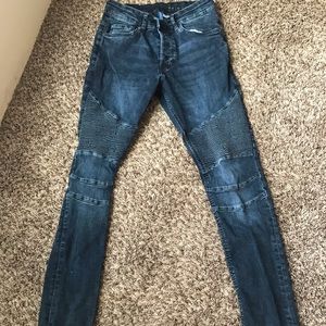Men’s skinny jeans